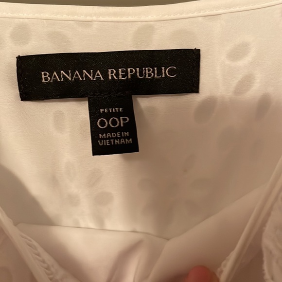 White eyelet dress - Picture 2 of 4